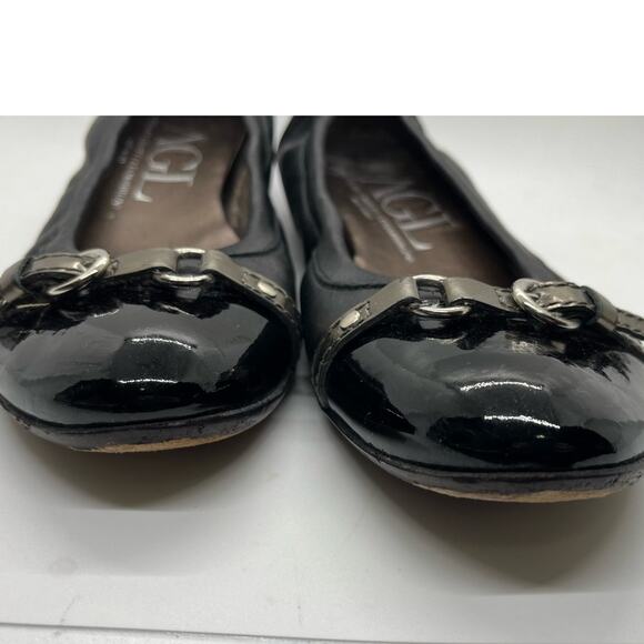 AGL Black Leather Flats with Sliver Buckle Trim Size 39 1/2 - Picture 2 of 6